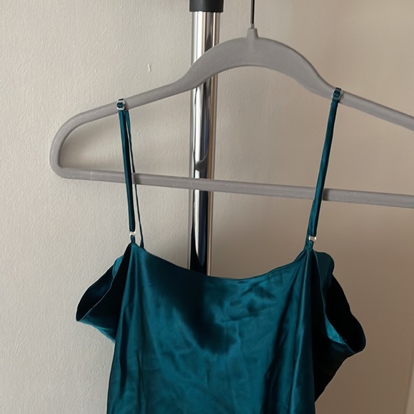 Victoria’s Secret slip - Picture 3 of 10